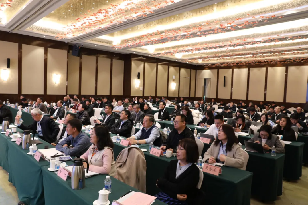 中国电子气体及材料百人会换届大会暨2025中国电子气体及材料发展高峰论坛在淄博召开